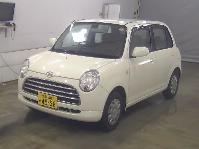 Daihatsu Mira Gino