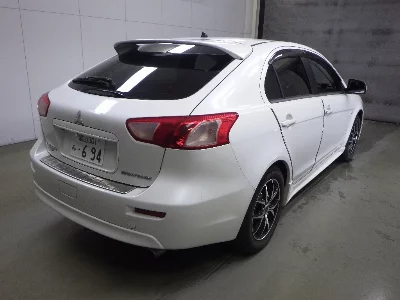 Mitsubishi GALANT FORTIS SPORTBACK