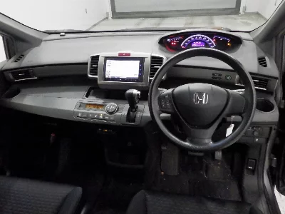 Honda Freed Spike
