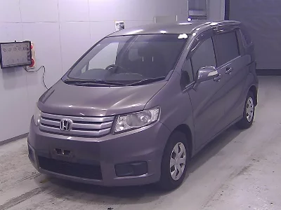Honda Freed Spike