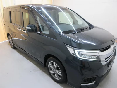 Honda STEPWGN SPADA