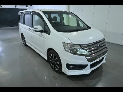 Honda STEPWGN SPADA