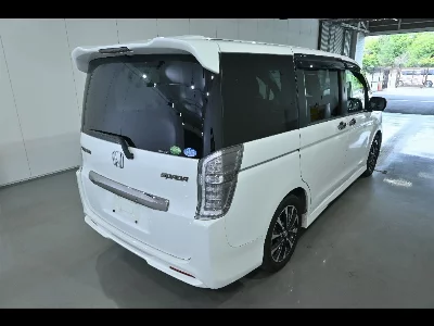 Honda STEPWGN SPADA