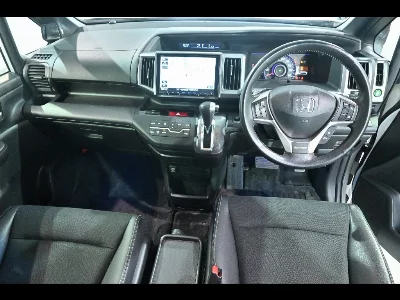 Honda STEPWGN SPADA
