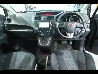 Nissan Lafesta