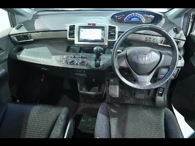 Honda Freed Spike