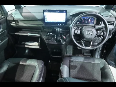 Honda STEPWGN SPADA