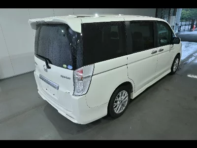 Honda STEPWGN SPADA