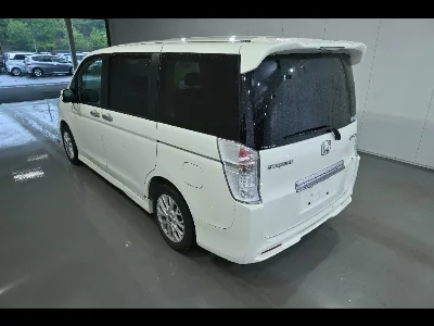 Honda STEPWGN SPADA