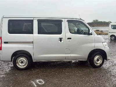 TOYOTA TOWN ACE VAN