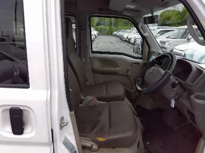 NISSAN NV100 CLIPPER