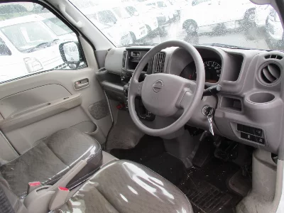 NISSAN NV100 CLIPPER