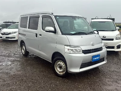 TOYOTA TOWN ACE VAN