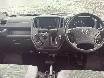 TOYOTA TOWN ACE VAN