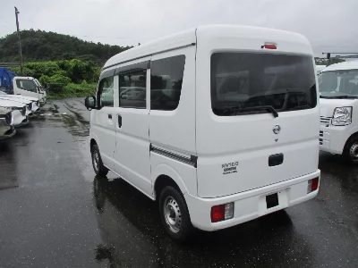 NISSAN NV100 CLIPPER