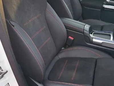 MERCEDES BENZ GLB