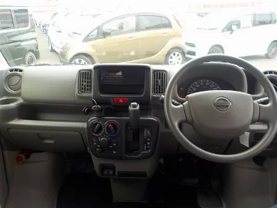 NISSAN NV100 CLIPPER
