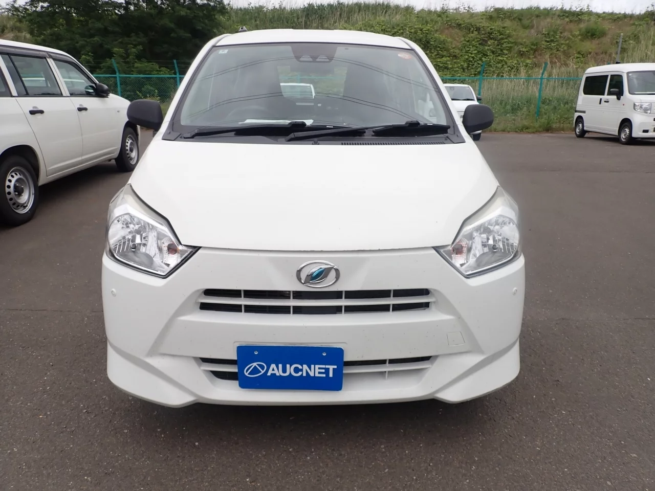 Daihatsu Mira e:S  с аукциона в Японии