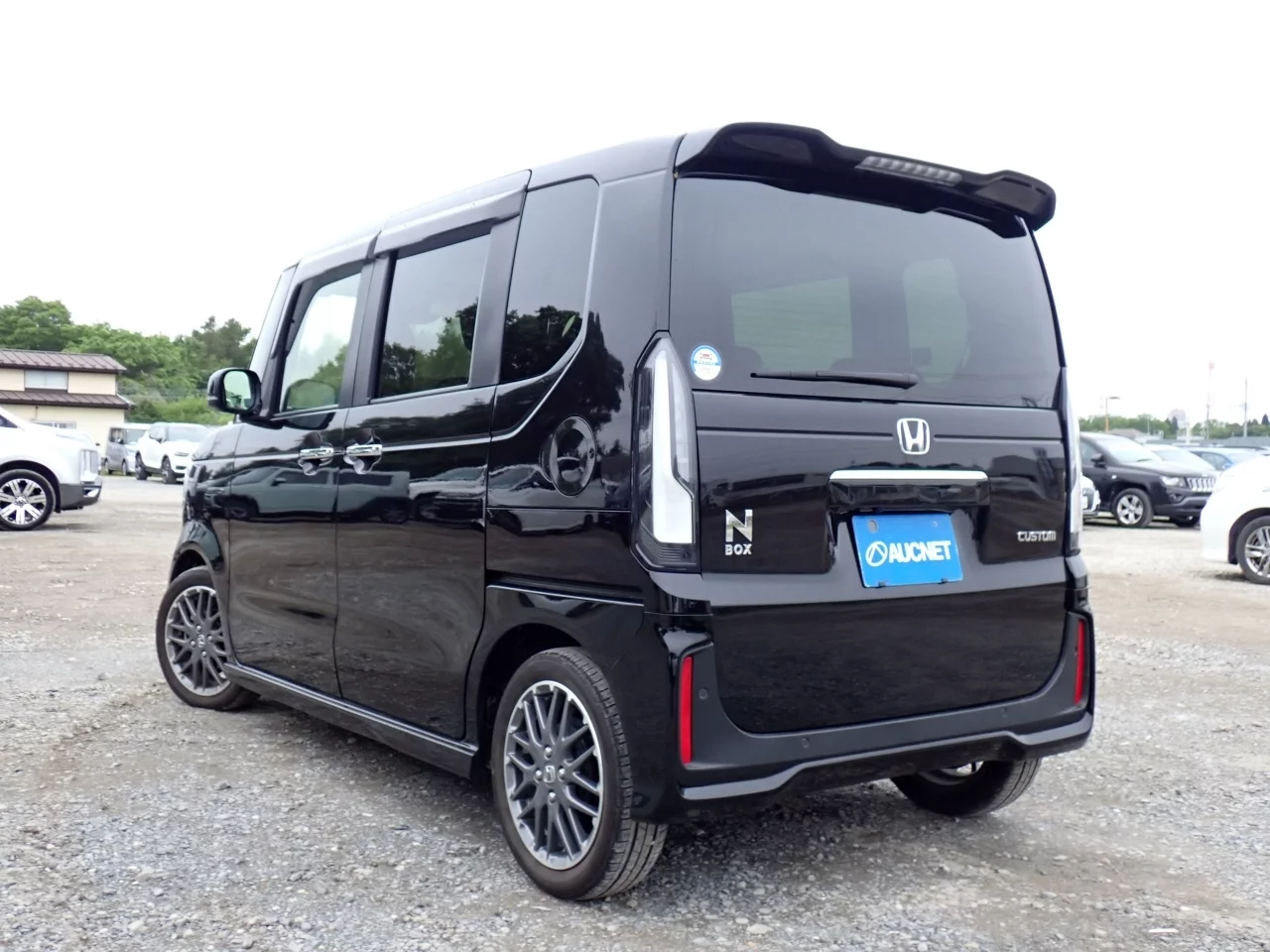 Honda N BOX CUSTOM  с аукциона в Японии