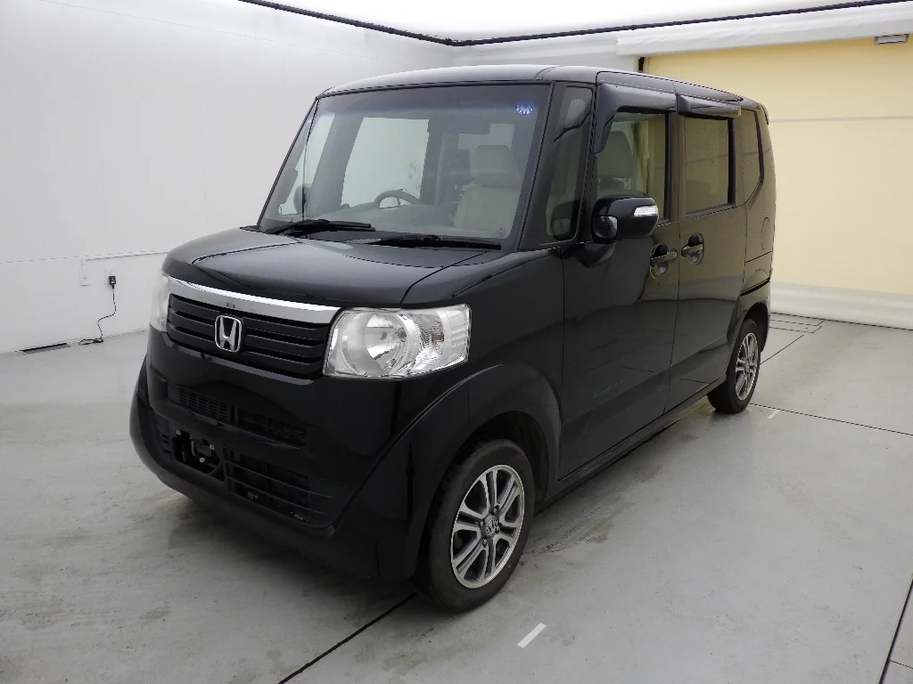 Honda N-Box  с аукциона в Японии