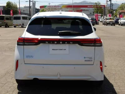 NISSAN AURA