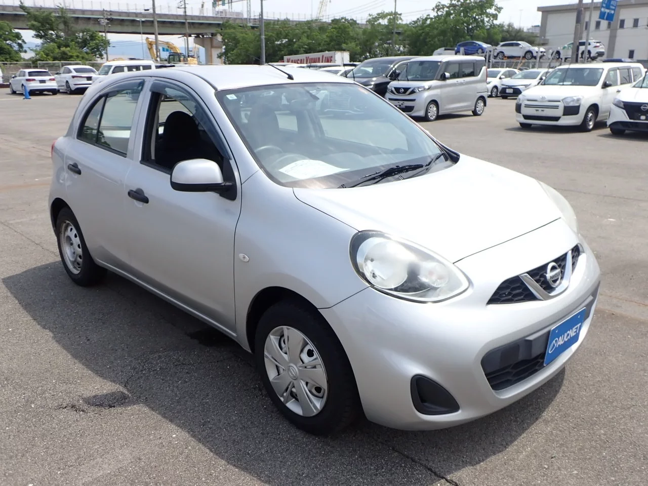Nissan March  с аукциона в Японии