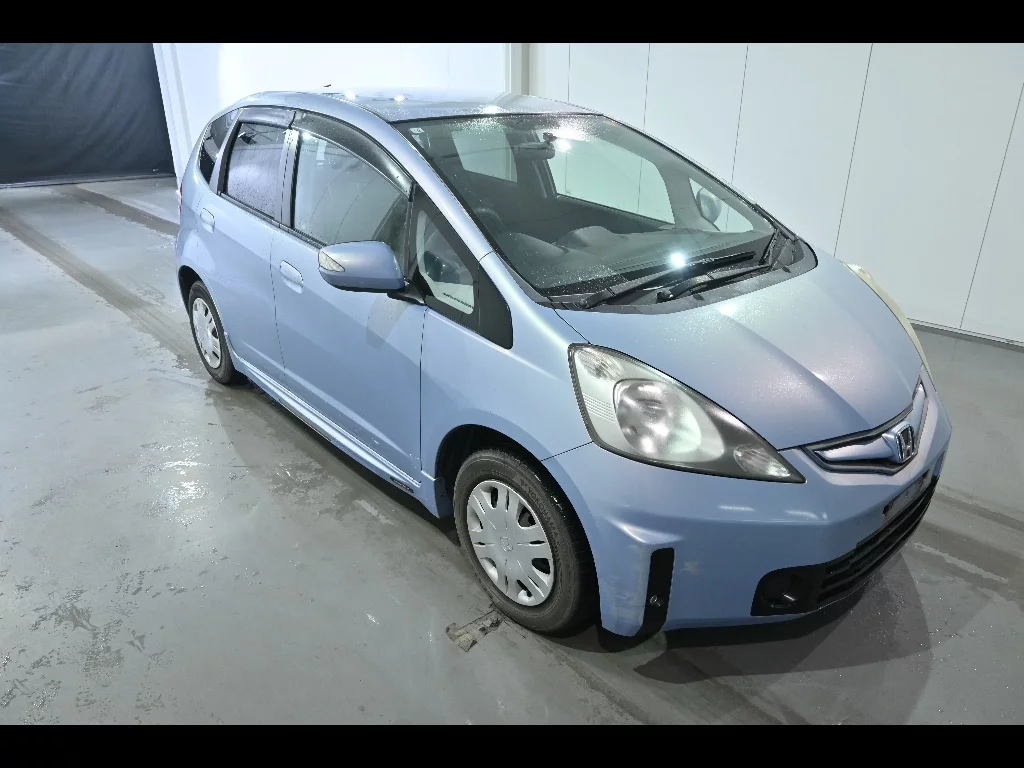 Honda Fit  с аукциона в Японии