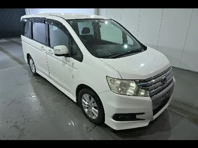Honda STEPWGN SPADA