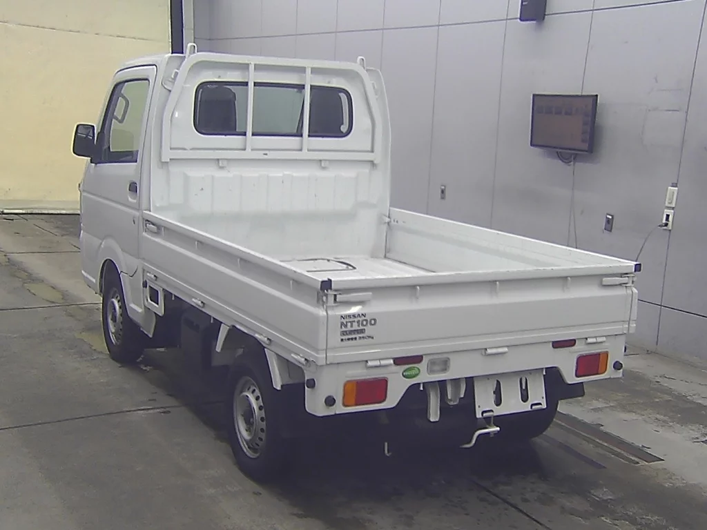 Nissan NT100 Clipper  с аукциона в Японии
