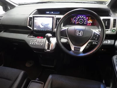 Honda STEPWGN SPADA