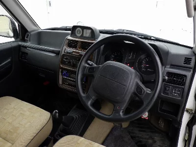 Mitsubishi Pajero Junior