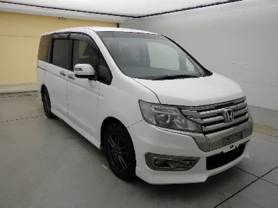 Honda STEPWGN SPADA
