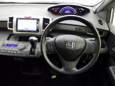 Honda Freed Spike