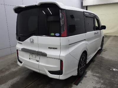 Honda STEPWGN SPADA