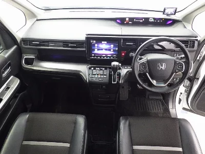 HONDA STEPWGN SPADA