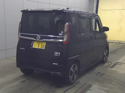 NISSAN ROOX