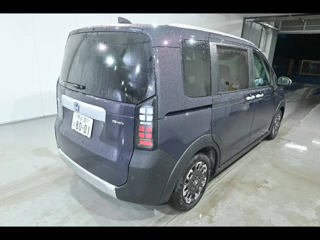 Honda Freed  с аукциона в Японии