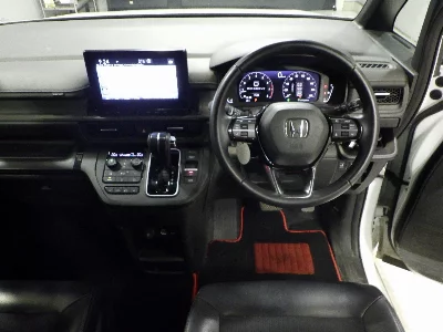 HONDA STEPWGN SPADA