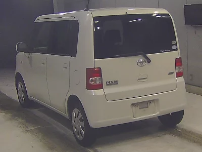 Toyota Pixis Space
