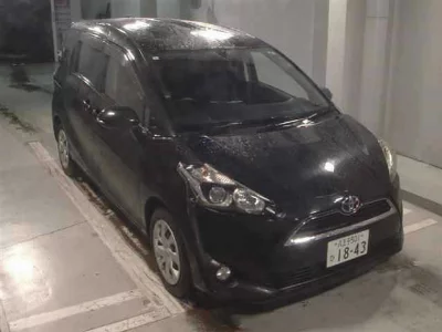 Toyota Sienta