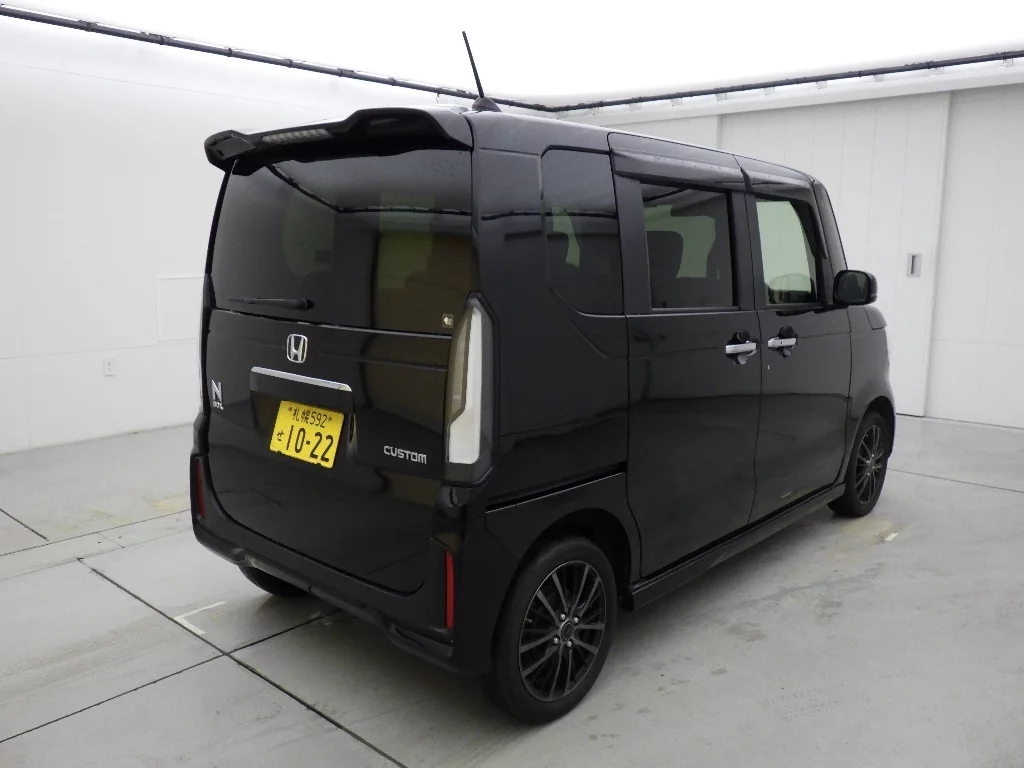 Honda N-Box  с аукциона в Японии