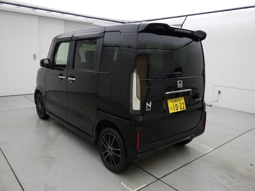 Honda N-Box  с аукциона в Японии