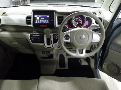 Honda N-Box Slash