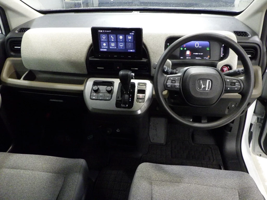 Honda Freed  с аукциона в Японии
