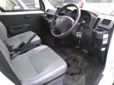 TOYOTA TOWN ACE VAN