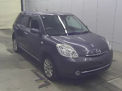 Mazda Verisa