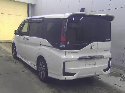 Honda STEPWGN SPADA