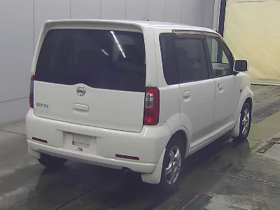 Nissan Otti