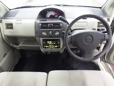 Nissan Otti