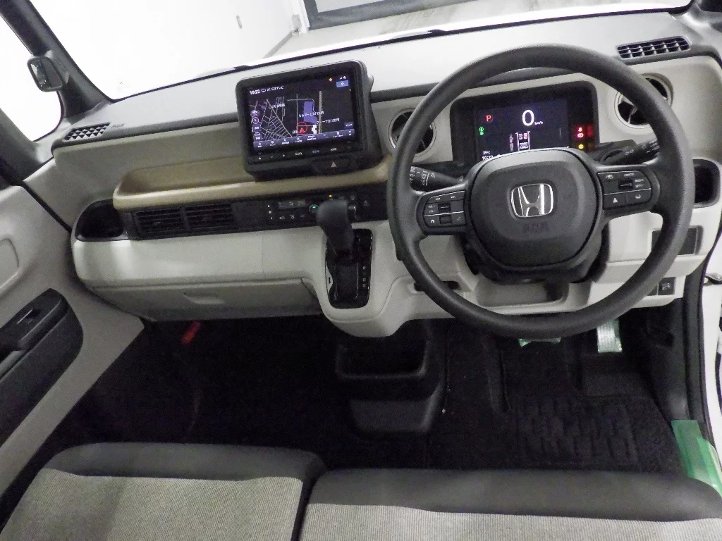 Honda N-Box  с аукциона в Японии